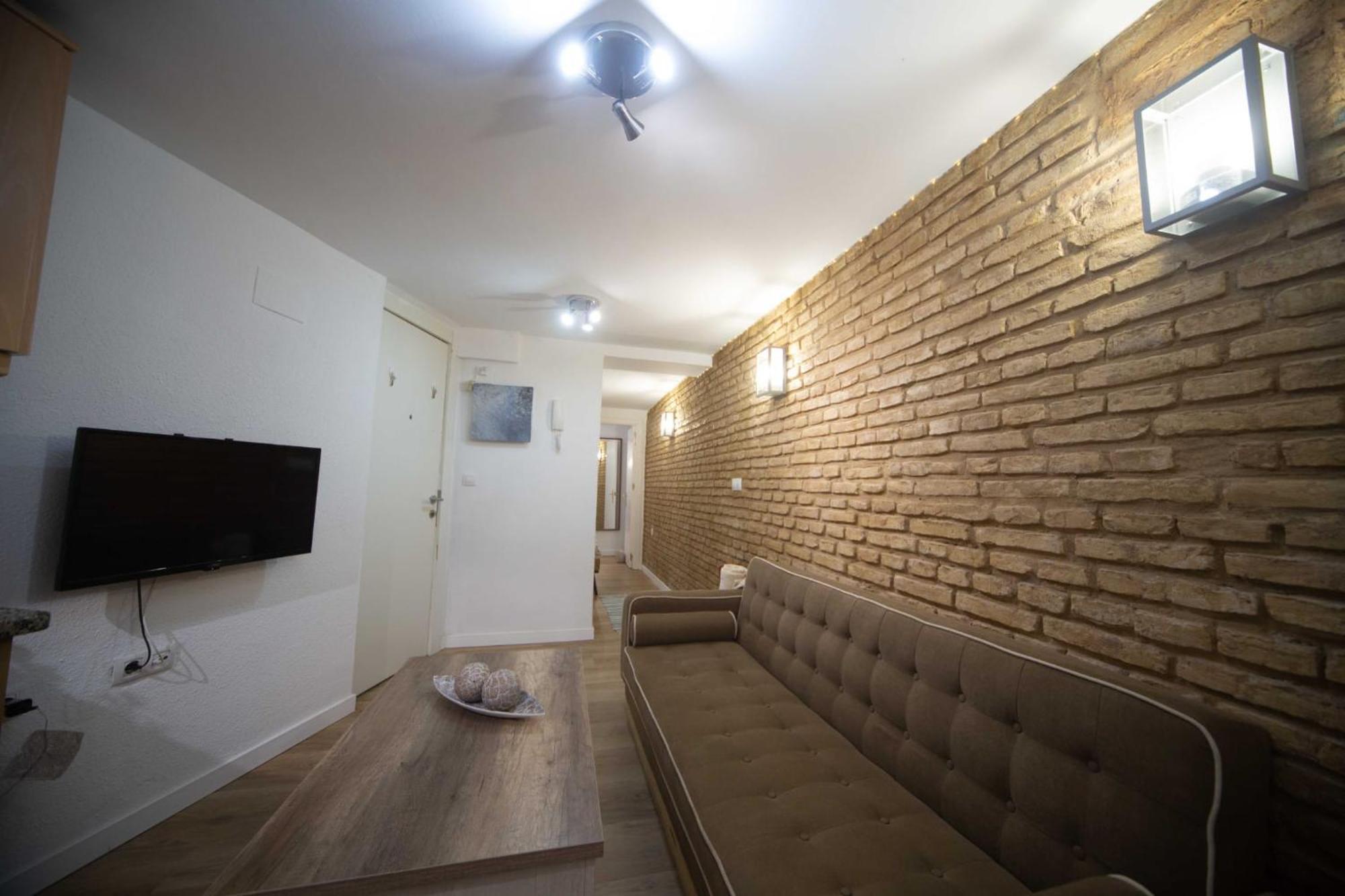 Santa Catalina Center Apartment Sevilla Bagian luar foto